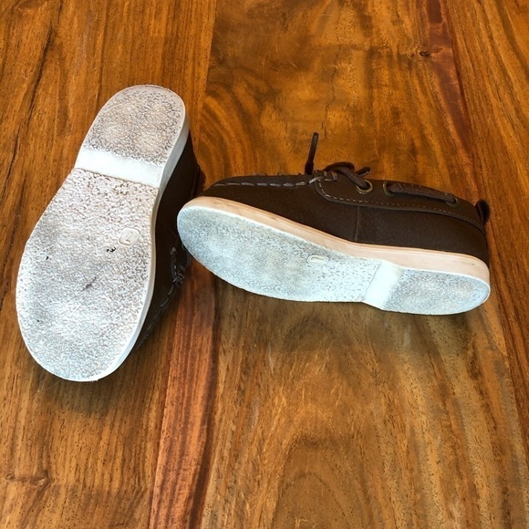 Gap Brown Lace Up Boat Shoes - Picture 6 of 6